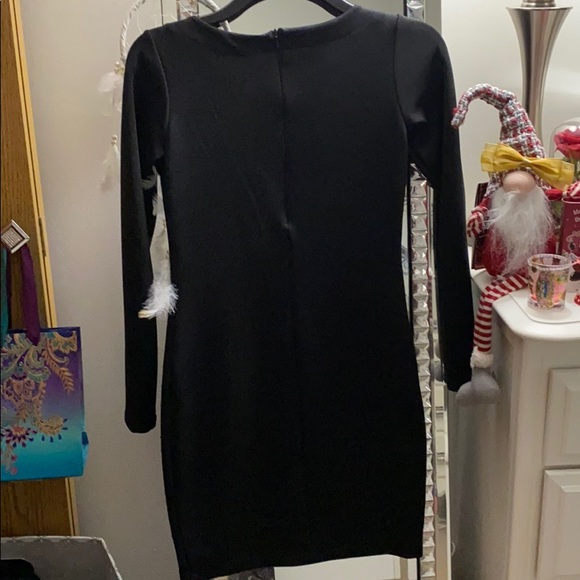 Beautiful TATU dress - Picture 3 of 3